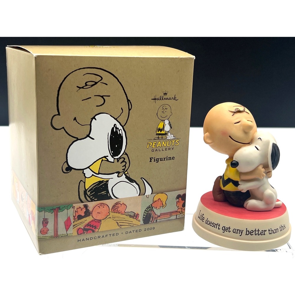 Hallmark Peanuts Gallery 2009 "Life doesn't get any better than this." Figurine